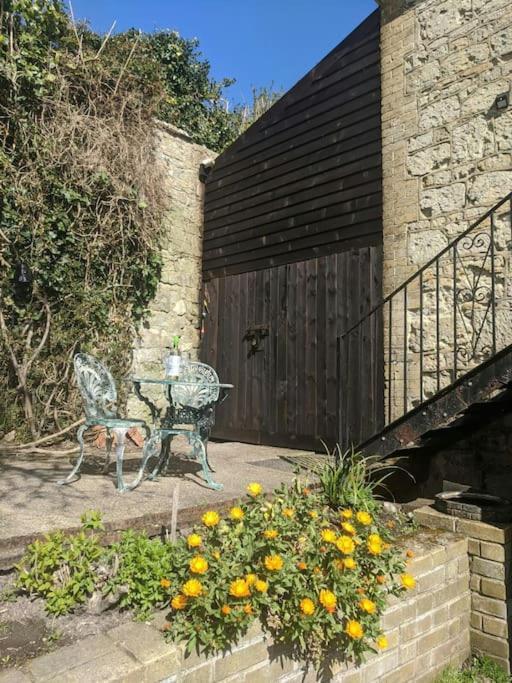 Victoria Boutique Lodge 'Stan" Sea View And Garden Apartment Ventnor Εξωτερικό φωτογραφία